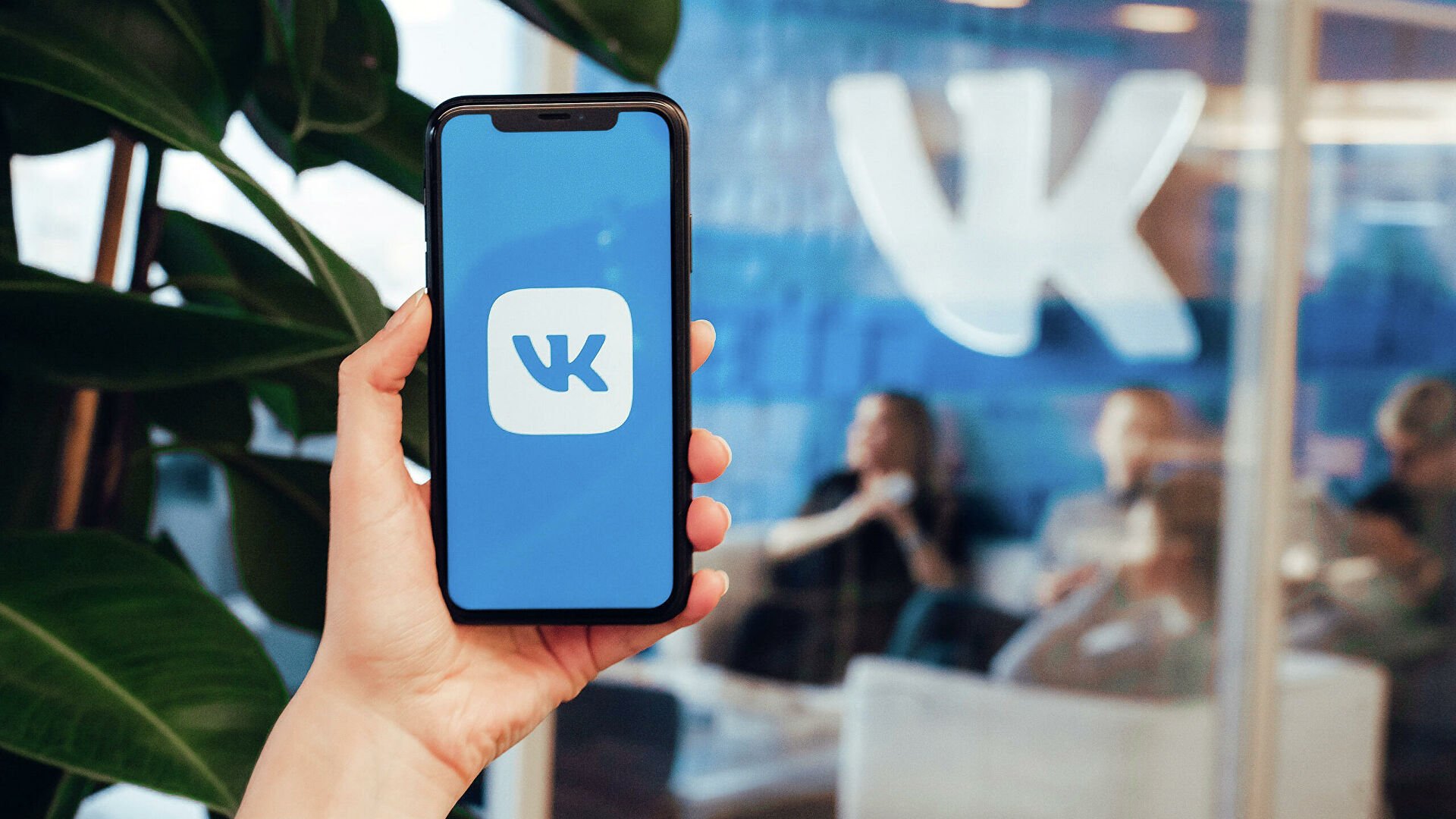 «ВКонтакте» добавила озвучку интерфейса в мобильную версию, VK Звонки и VK ID